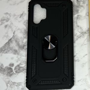 Samsung A32 case and 2 screen protectors NEW